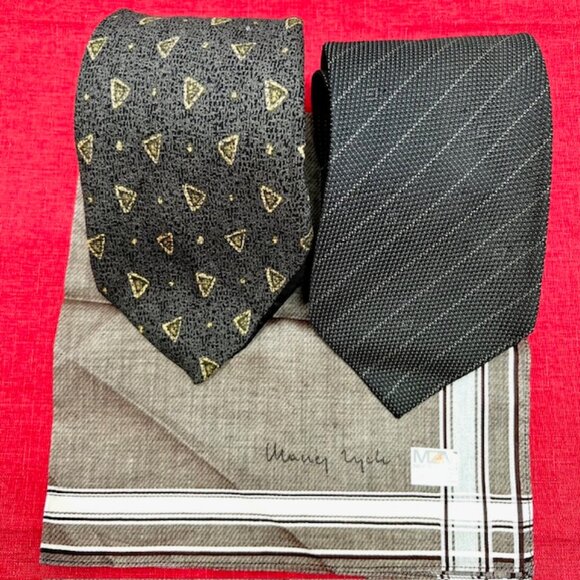 2 Neckties 100% Silk:: 1 Gucci & PAOL-O ROMANO+ 1 MZMHandkerchierf 19